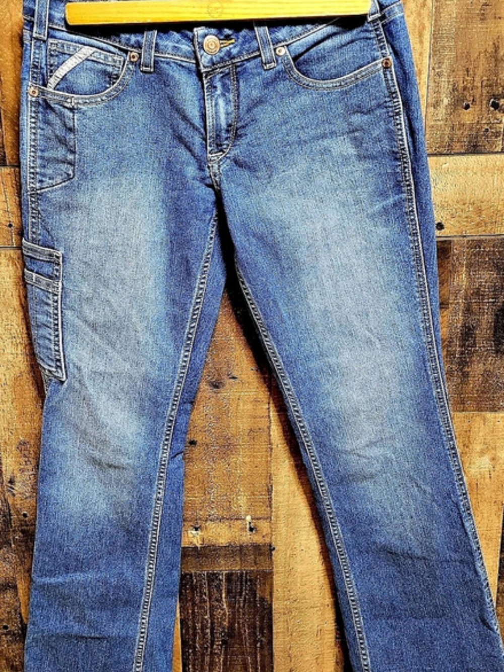 Ariat R.E.A.L. Boot Cut Jeans in Blue Waist 29R